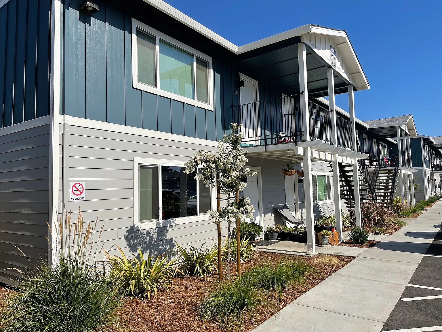 Sutter Commons Apartments — Photo 3