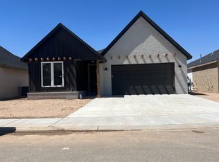1019 North Grvs, Lubbock, TX 79490