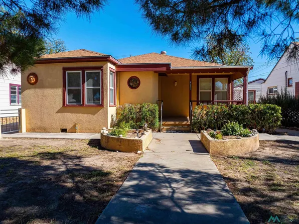 412 S Lake St, Carlsbad, NM 88220