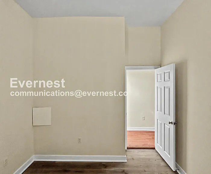 1815 W Grace St #2 — Photo 8