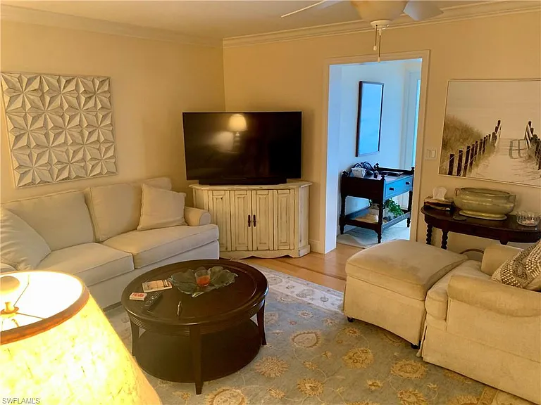 333 Harbour Dr #211 — Photo 9