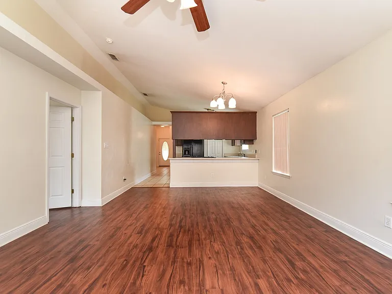 5309 Moonbeam Trl — Photo 9