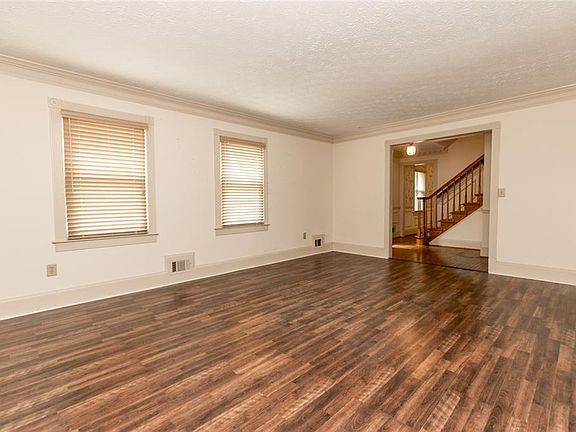 5th image of 4661 Hadley Pl