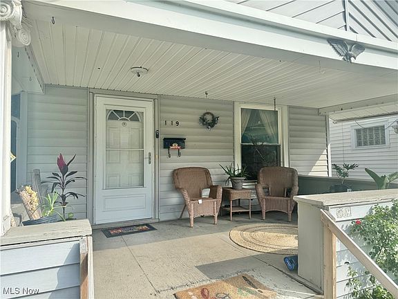 2nd image of 119 Floral Ct