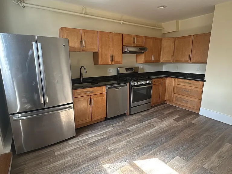 10-28 Centennial Pl — Photo 18