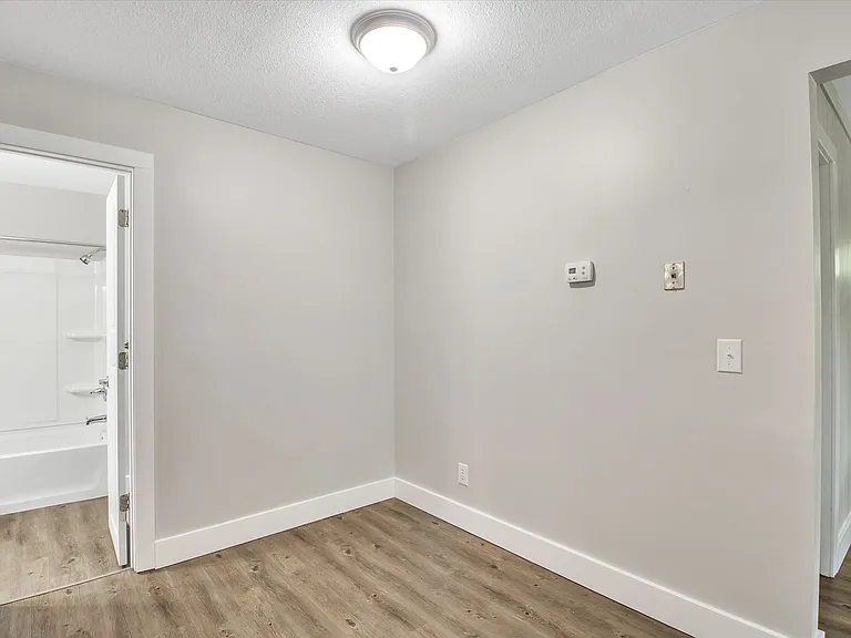 Birchwood Apartments (BW Apartments LLC) — Photo 24