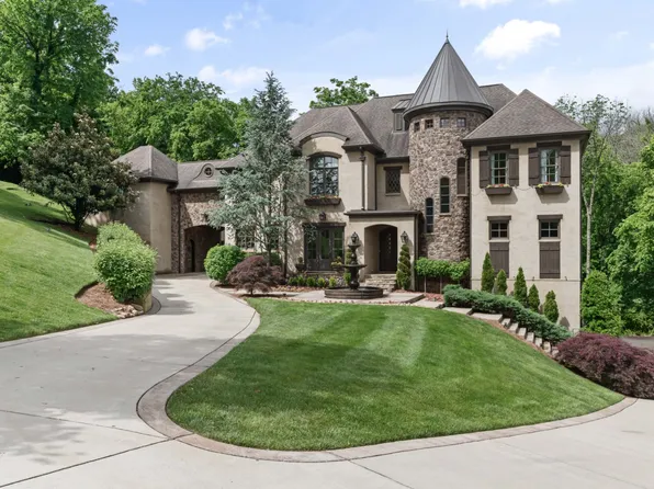 399 The Lady Of The Lake Ln, Franklin, TN 37067