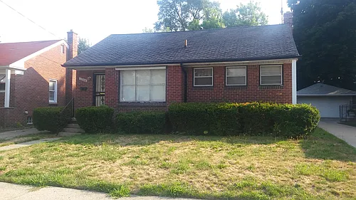 22504 Ray St Photo 1