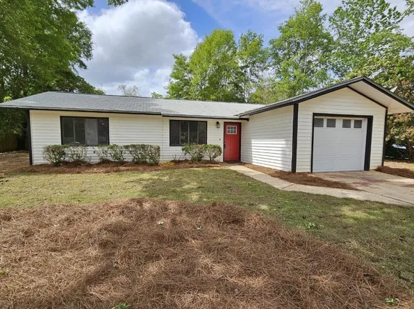 2334 Lake Heritage Dr, Tallahassee, FL 32311