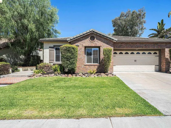 3354 Lookout Point Loop, Discovery Bay, CA 94505