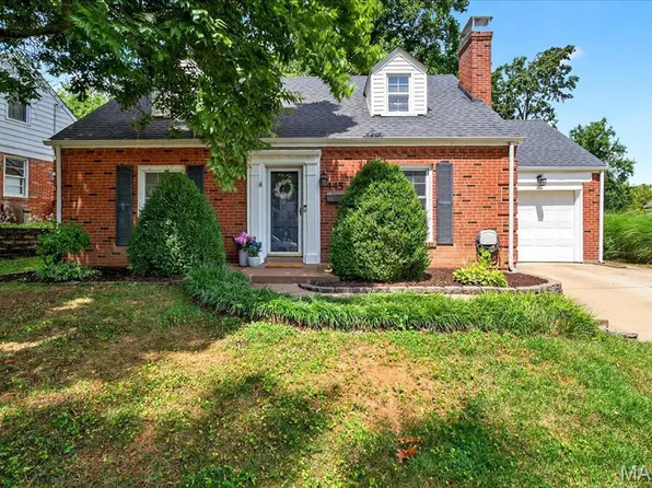 445 Dickens Ave, Saint Louis, MO 63122