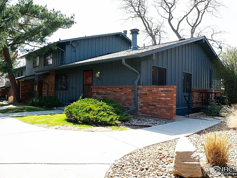 1928 Adriel Ct — Photo 22