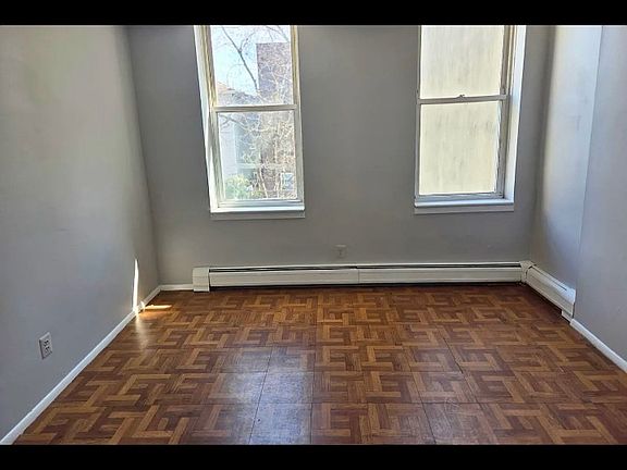 4th image of 145 Sherman Ave #4L