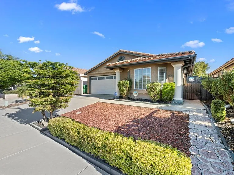 28082 Bavaria Dr — Photo 2