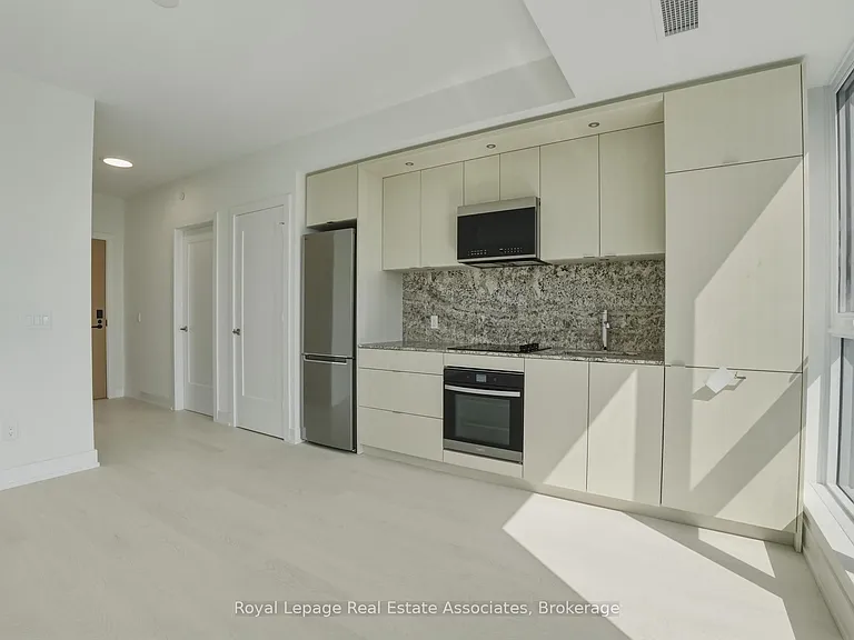 25 Cordova Ave #1410 — Photo 7