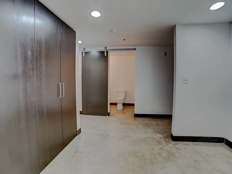 Vandever Lofts — Photo 81