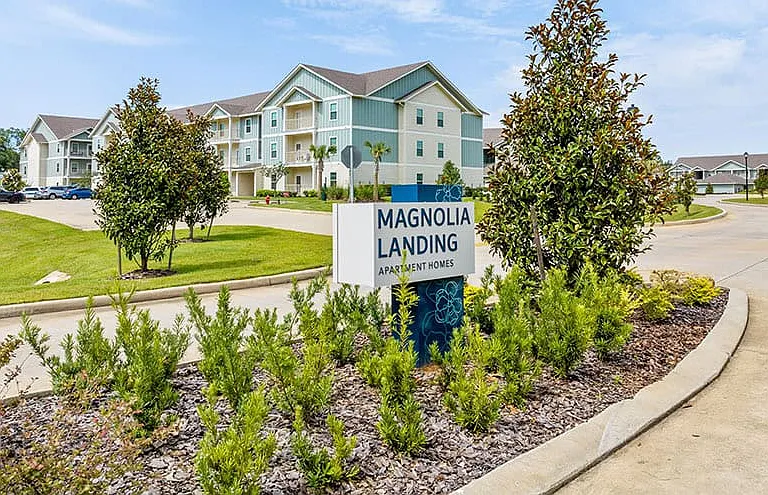 Magnolia Landing Apartments — Photo 11