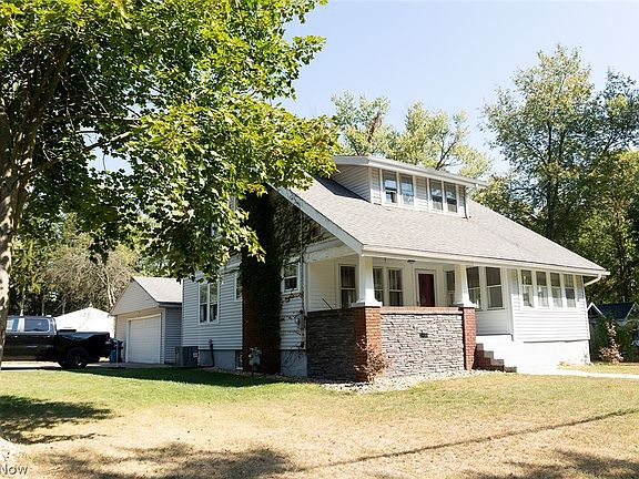 3rd image of 2941 Old Home Rd