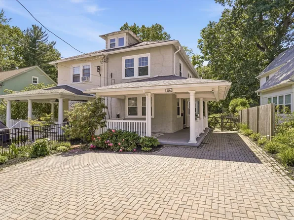 114 Biddle Rd, Paoli, PA 19301