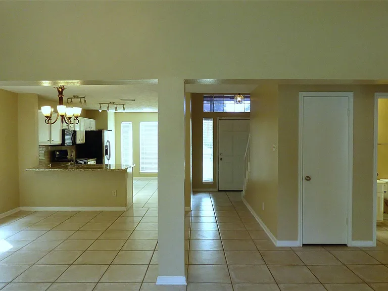 14715 Cypress Green Dr — Photo 4