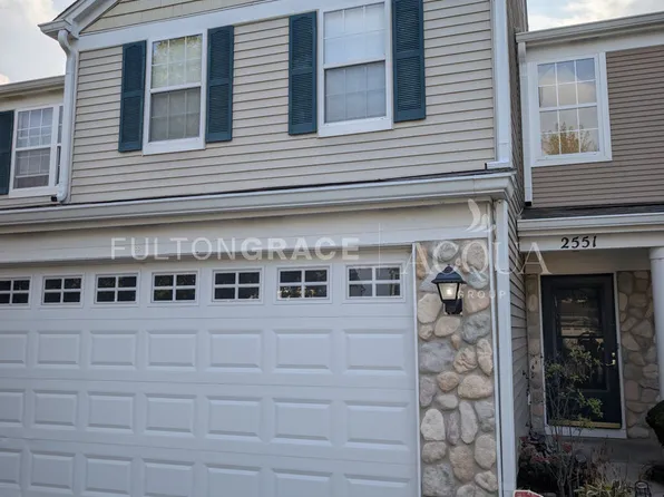 2551 Oak Tree Ln, Plainfield, IL 60586