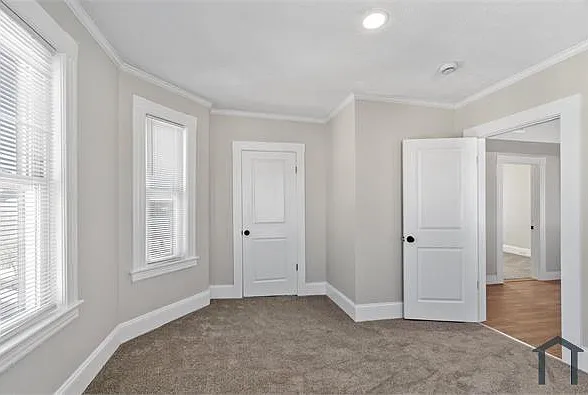 47 Walnut St #49F3 — Photo 6