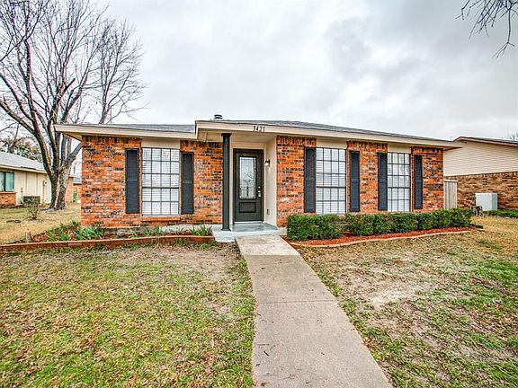 2nd image of 3421 Aquarius Cir