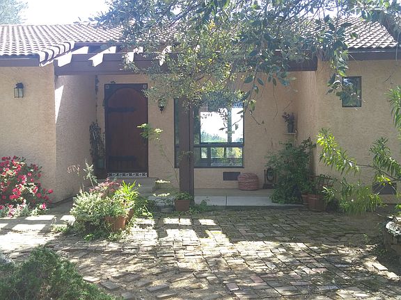 4th image of 14273 Lake Blvd