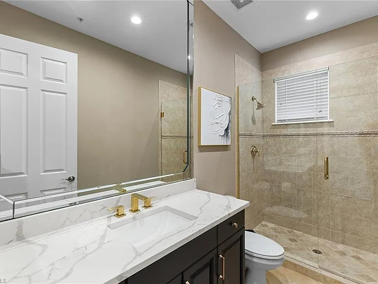 2864 Tiburon Blvd E #102 — Photo 27