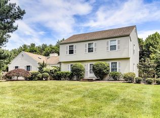 33 Winthrop Dr, Holmdel, NJ