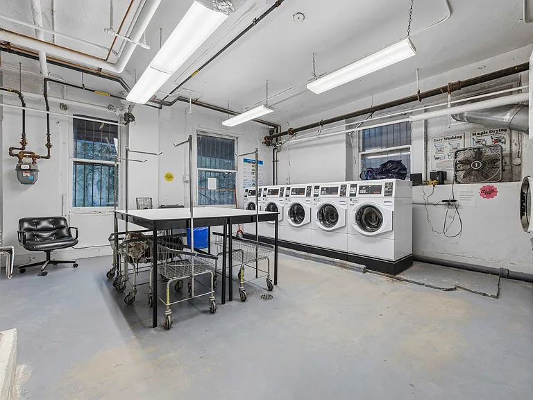 2586 Broadway #12G — Photo 8
