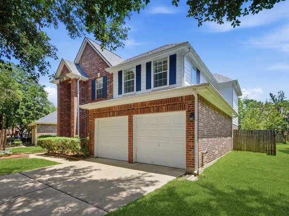3126 Waters View Dr, Sugar Land, TX 77478