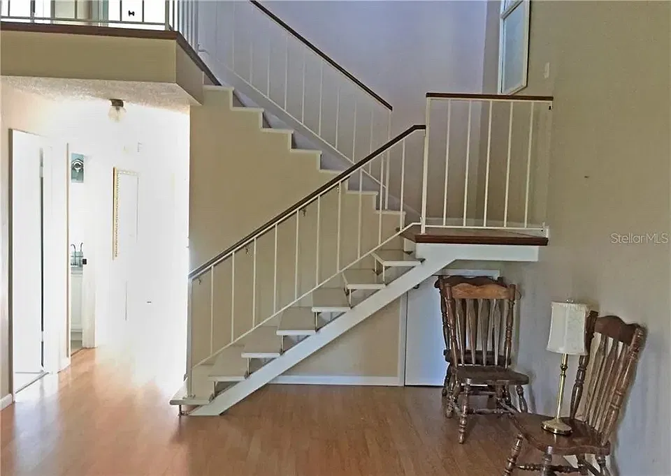 1 bed, 1889 sqft, $1,000 — Photo 2