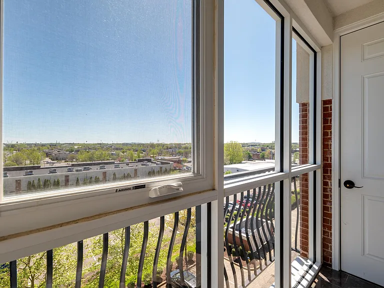 The Gateway Village — Photo 92