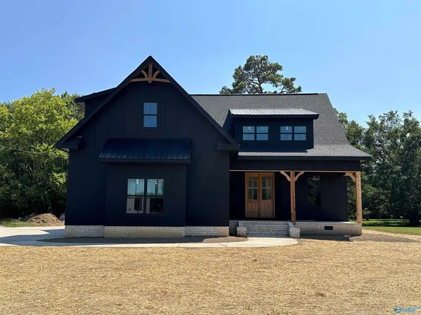 1059 Rosehaven Dr, Southside, AL 35907