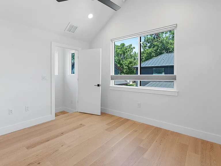 913 Mansell Ave #2 — Photo 18