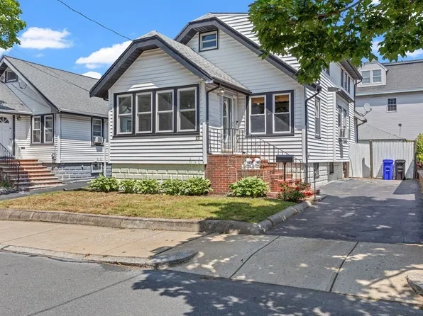 26 Brackenbury St, Malden, MA 02148