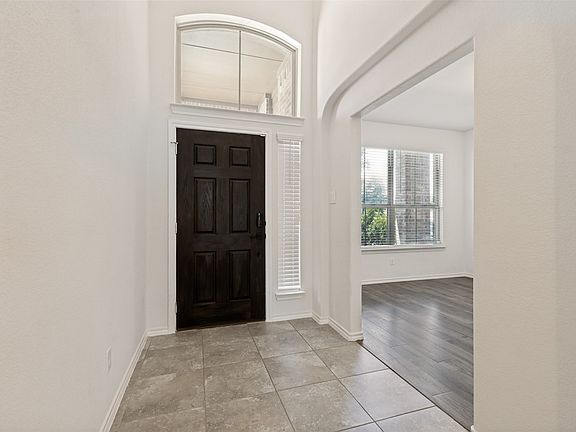 3rd image of 15748 Prairie Grass Ln