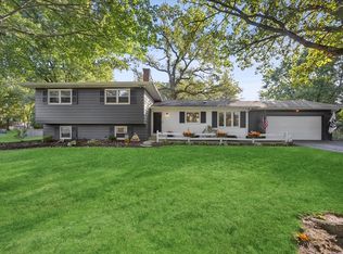 8S263 College Rd, Naperville, IL 60540