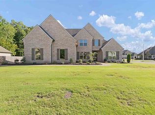 364 Stornaway Dr, Jackson, TN 38305