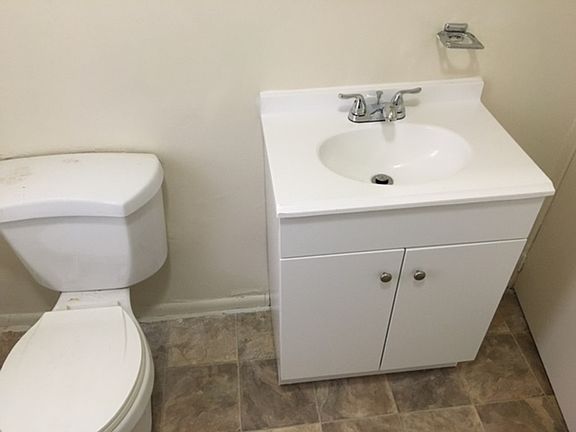4th image of 560 S 600 E APT 8