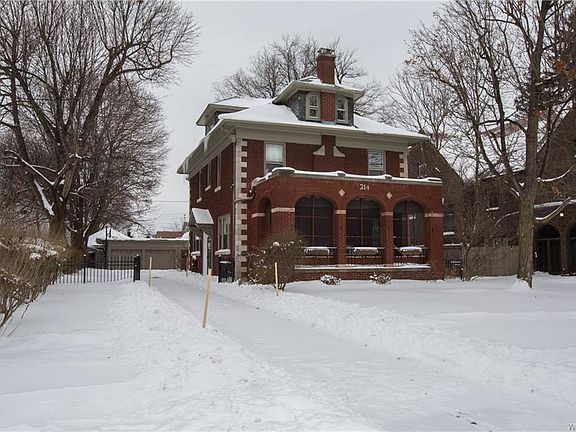 2nd image of 314 Lincoln Pkwy
