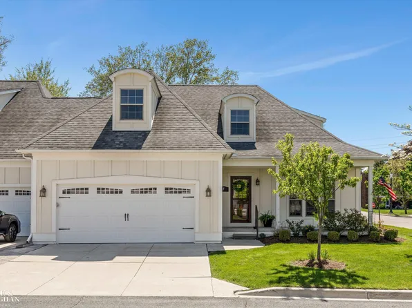 9 S River Ct, Grosse Pointe, MI 48236