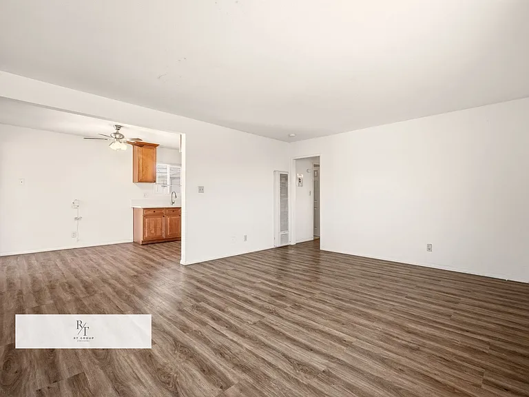1234 W Rosewood Ct — Photo 5
