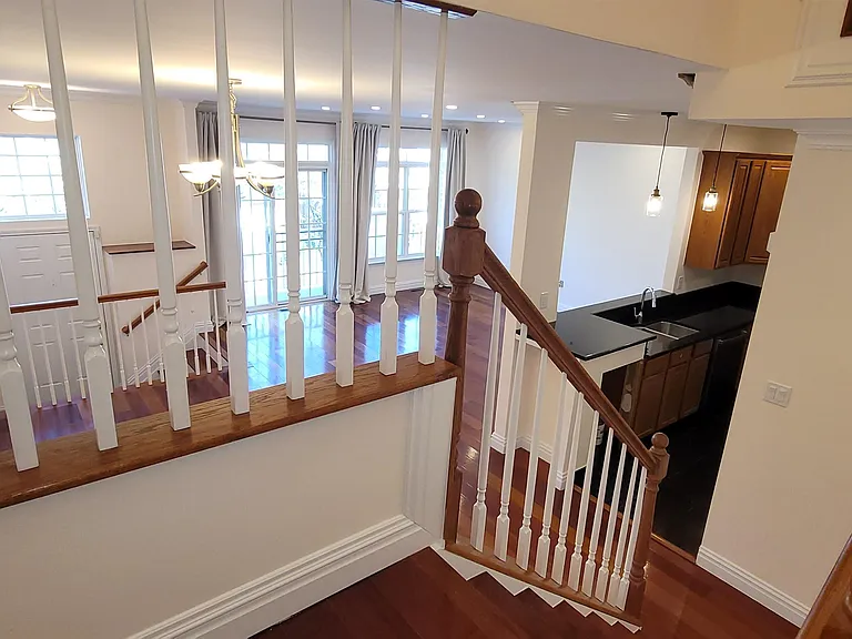 9 McMartin Ct — Photo 9