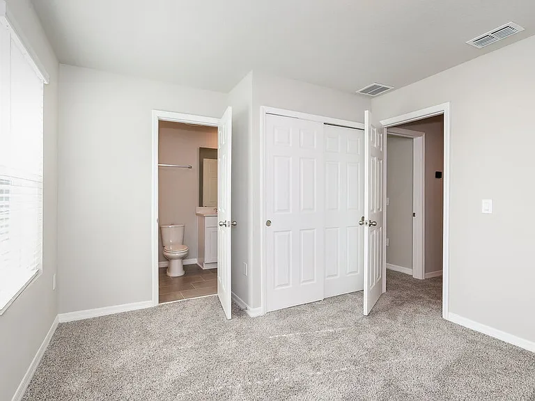 803 Legacy Dr — Photo 16