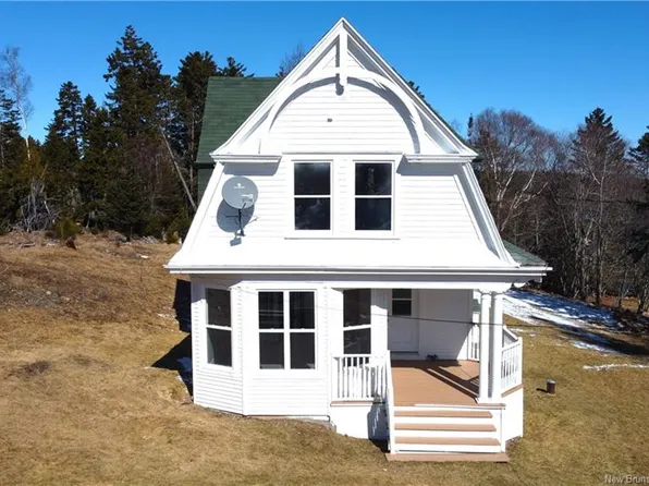 33 Richardson Rd, West Isles, NB E5V 1S2