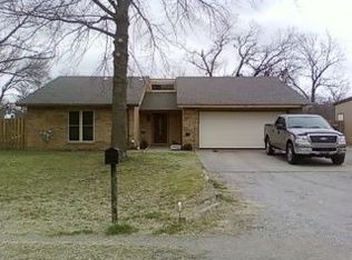 412 Shady Lane Dr, Cache, OK 73527