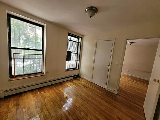 Rented by Danielle Stoller, LREB | media 6