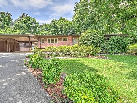 2nd image of 1325 McCoy Cir